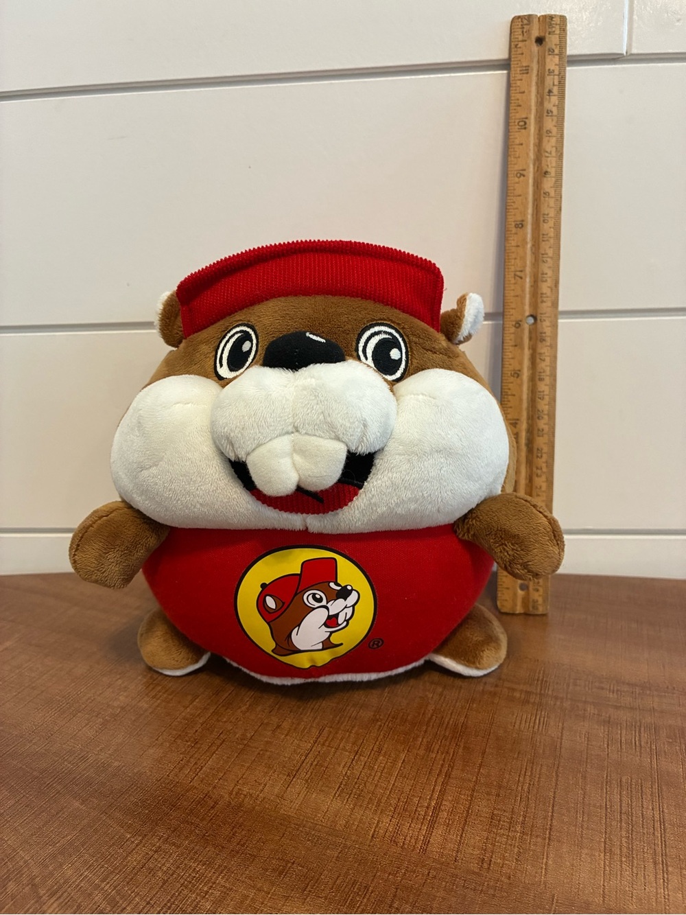 Buc-ee’s beaver round plush
